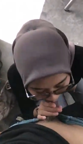 looking makes it uuhhooott_150