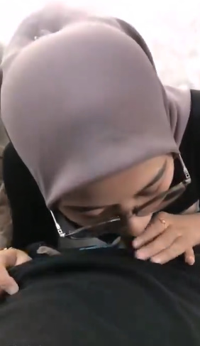 looking makes it uuhhooott_150