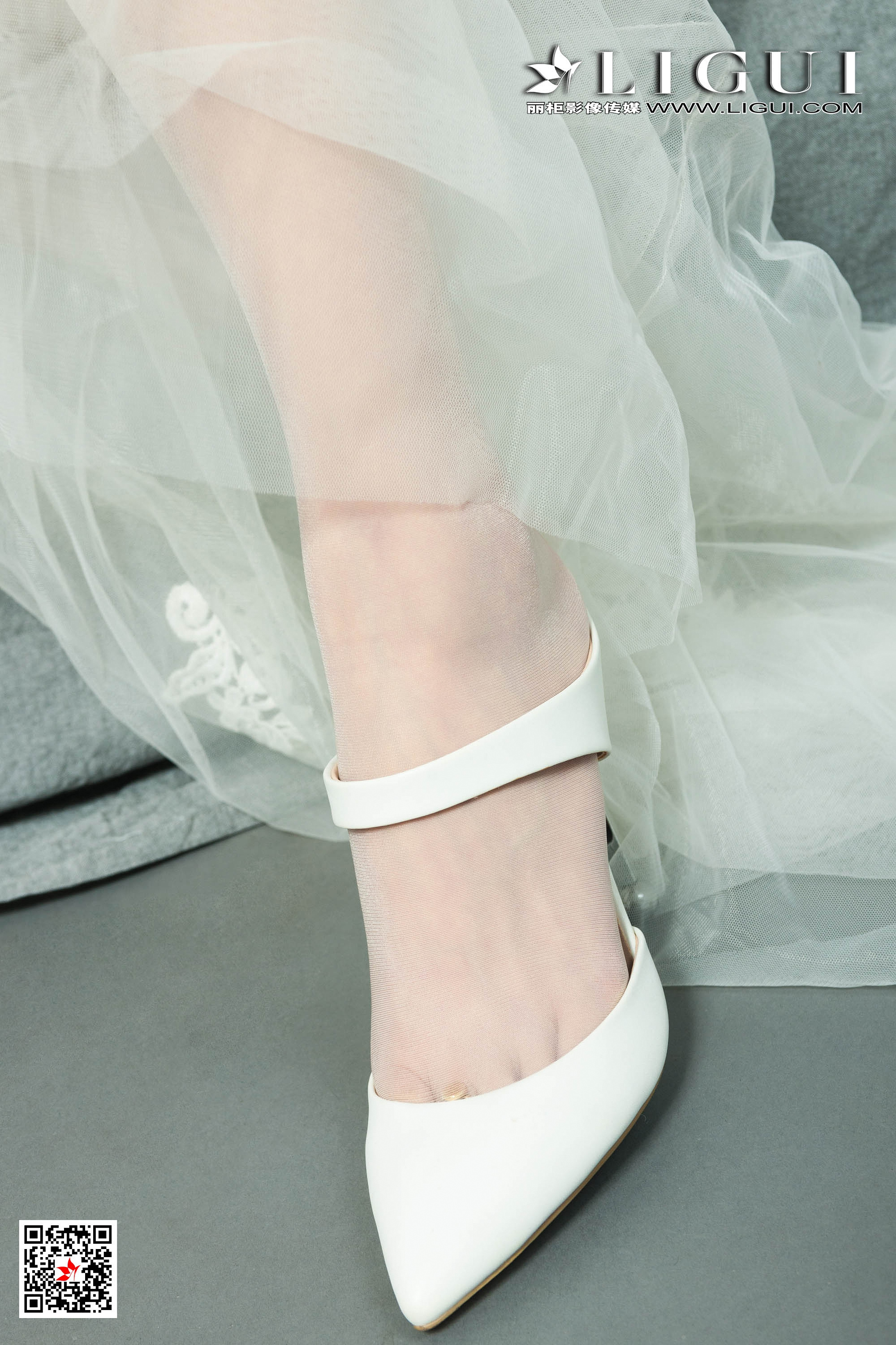 Chinese lady bondage 92