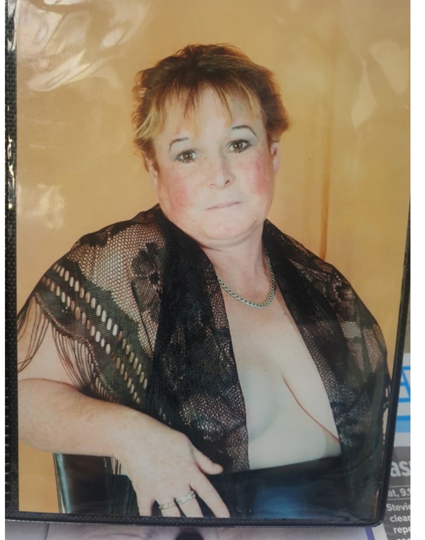 LIN LOVES BEING A WHORE