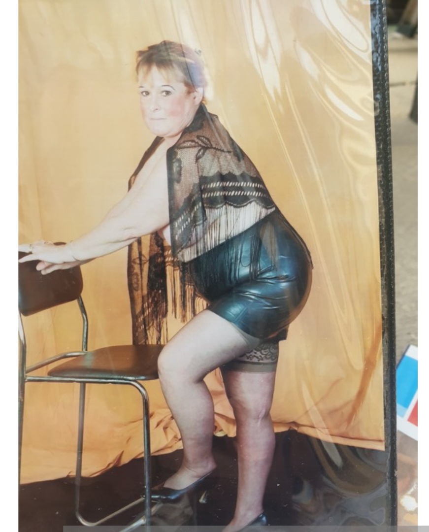 LIN LOVES BEING A WHORE