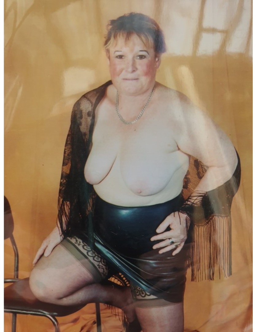 LIN LOVES BEING A WHORE