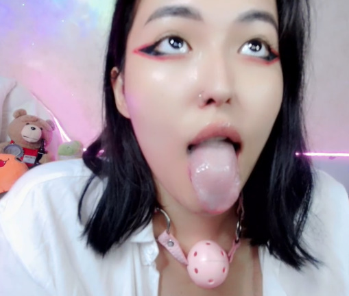 looking makes it uuhhooott_169