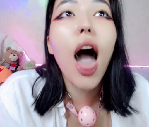 looking makes it uuhhooott_169