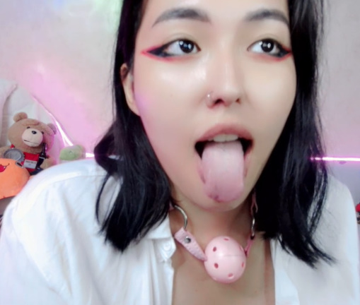 looking makes it uuhhooott_169