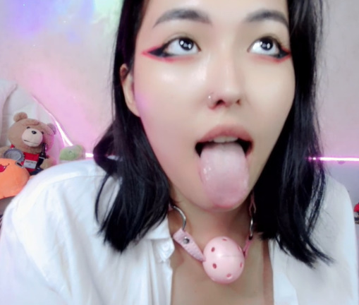 looking makes it uuhhooott_169