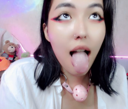 looking makes it uuhhooott_169