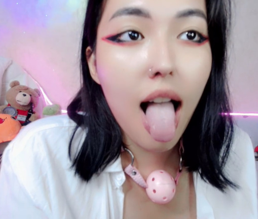 looking makes it uuhhooott_169