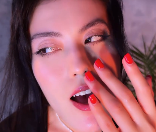 looking makes it uuhhooott_170