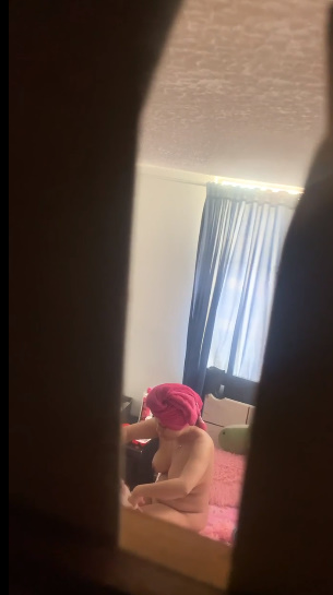 looking makes it uuhhooott_171