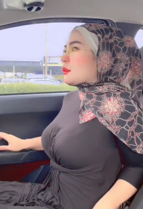 looking makes it uuhhooott_172