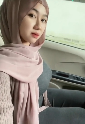 looking makes it uuhhooott_172