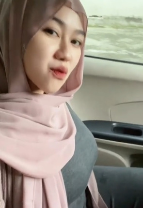 looking makes it uuhhooott_172