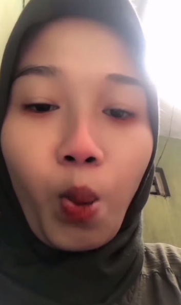 looking makes it uuhhooott_174