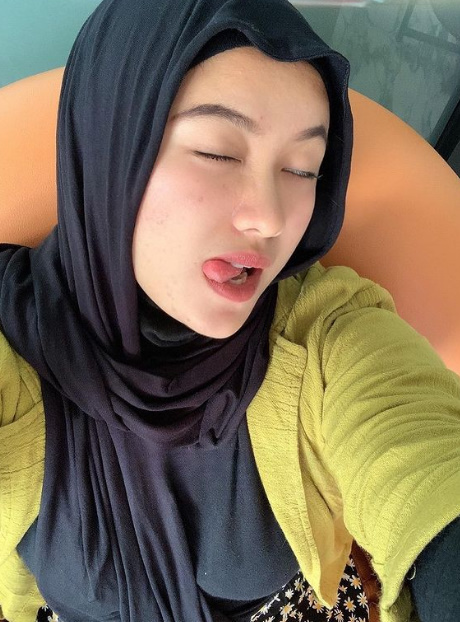 looking makes it uuhhooott_174