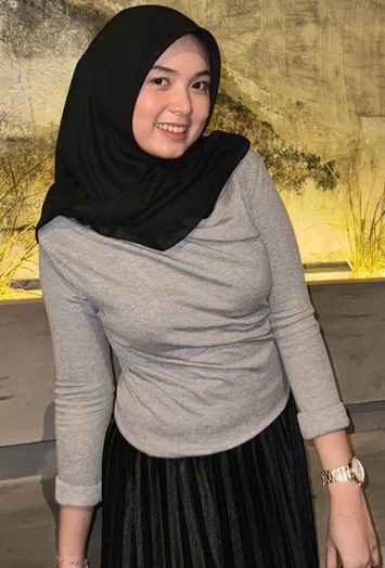 looking makes it uuhhooott_174