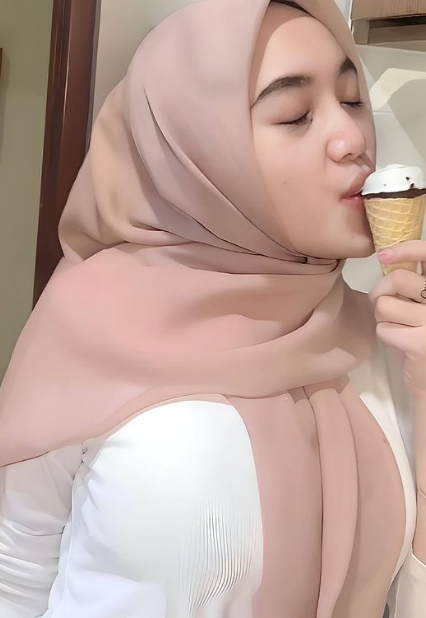 looking makes it uuhhooott_174