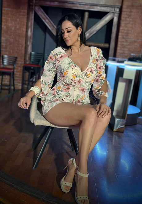 looking makes it uuhhooott_176