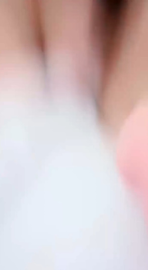 looking makes it uuhhooott_180