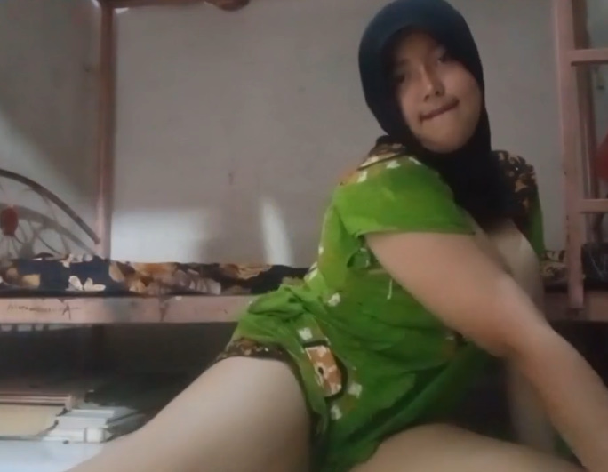 looking makes it uuhhooott_182