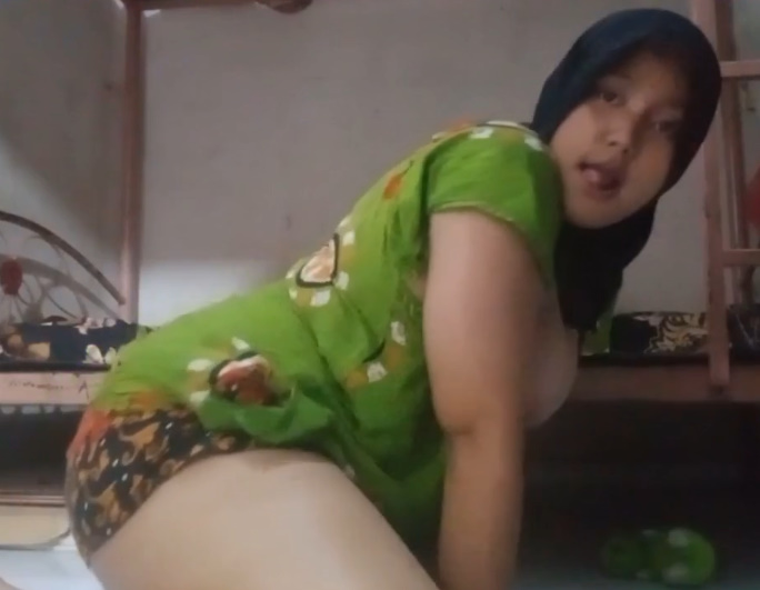 looking makes it uuhhooott_182