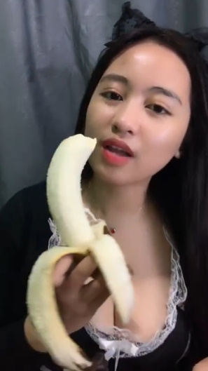 looking makes it uuhhooott_186