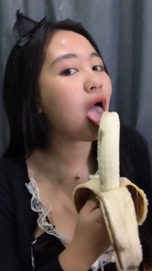 looking makes it uuhhooott_186