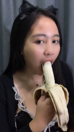 looking makes it uuhhooott_186