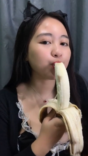 looking makes it uuhhooott_186