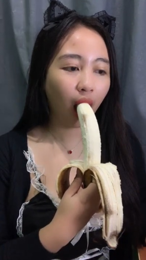 looking makes it uuhhooott_186