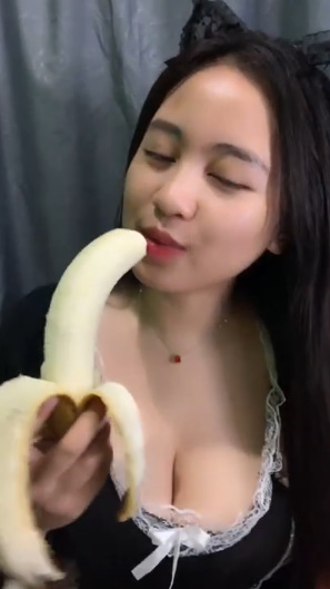 looking makes it uuhhooott_186