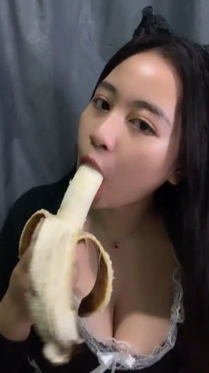 looking makes it uuhhooott_186