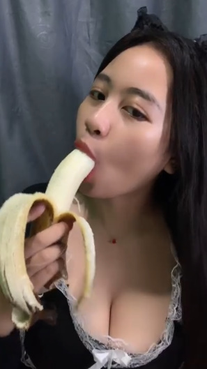 looking makes it uuhhooott_186