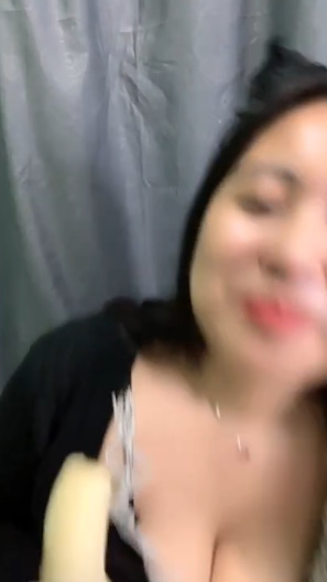 looking makes it uuhhooott_186