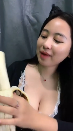 looking makes it uuhhooott_186