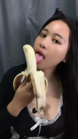 looking makes it uuhhooott_186