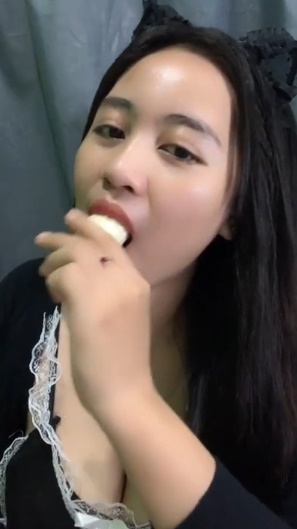 looking makes it uuhhooott_186