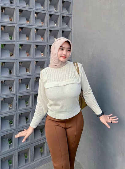 looking makes it uuhhooott_187