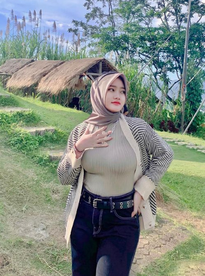 looking makes it uuhhooott_187