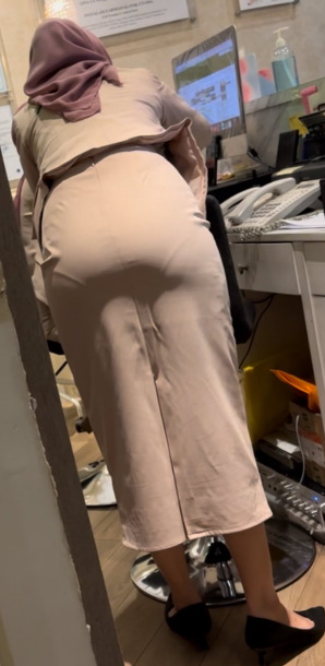 looking makes it uuhhooott_191