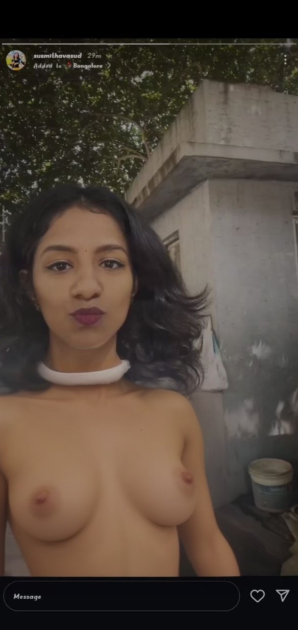 Susmitha showing tits in public