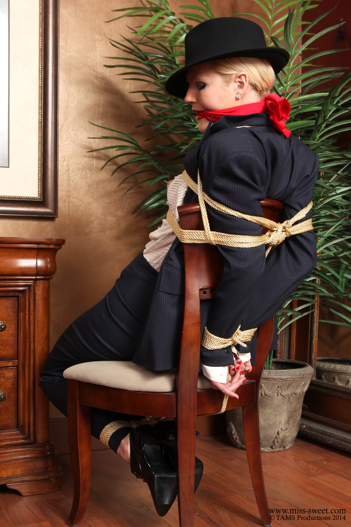 bondage sweetheart 21