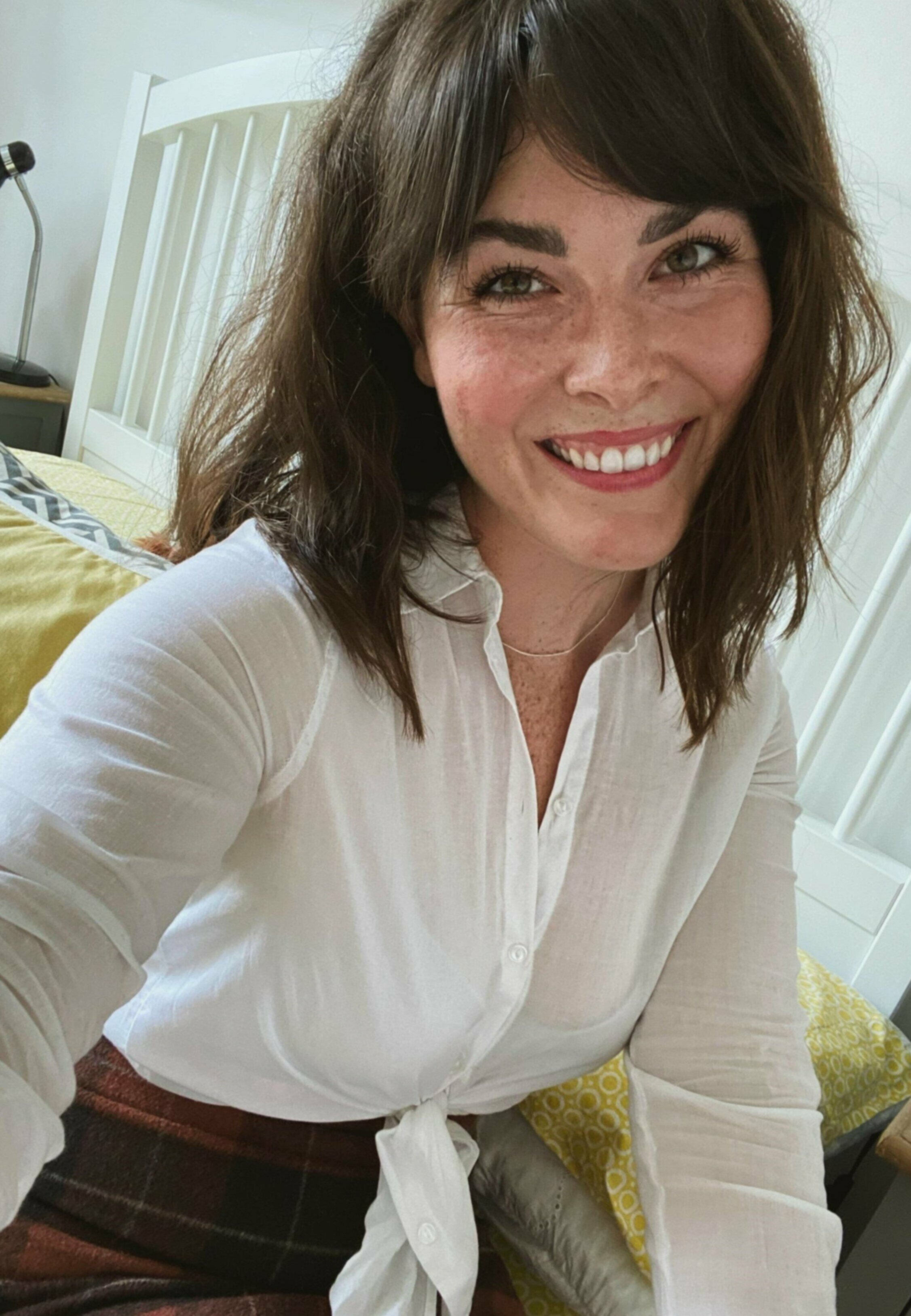 teacher sleeping witch students