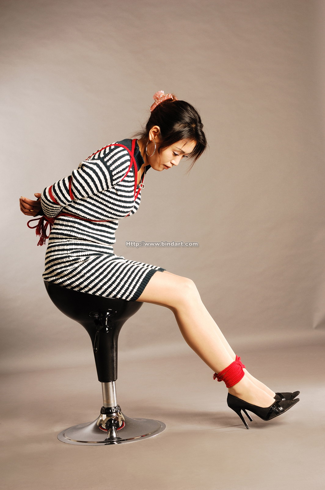 Chinese lady bondage 333