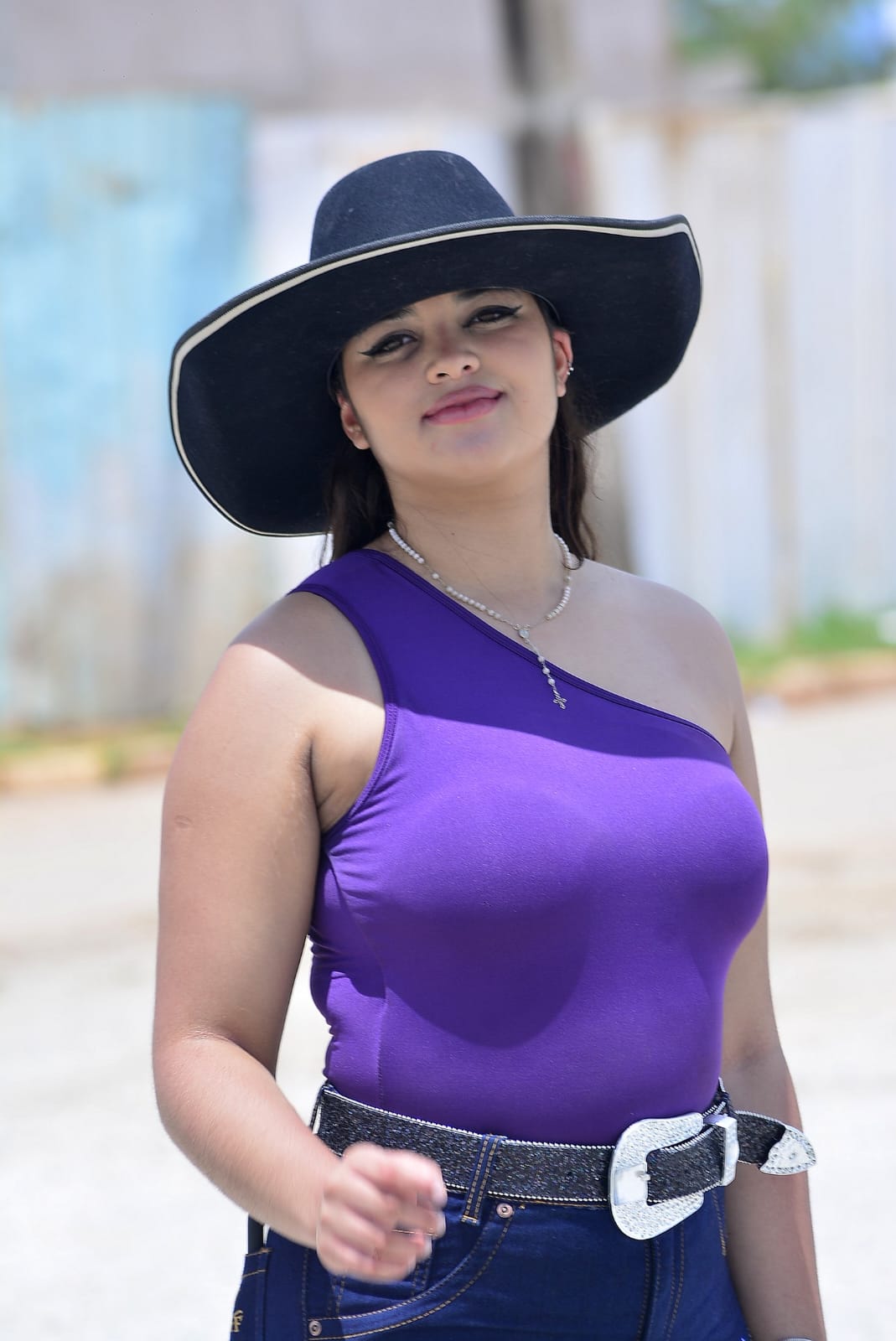 H041F882C841N53 FERNANDA