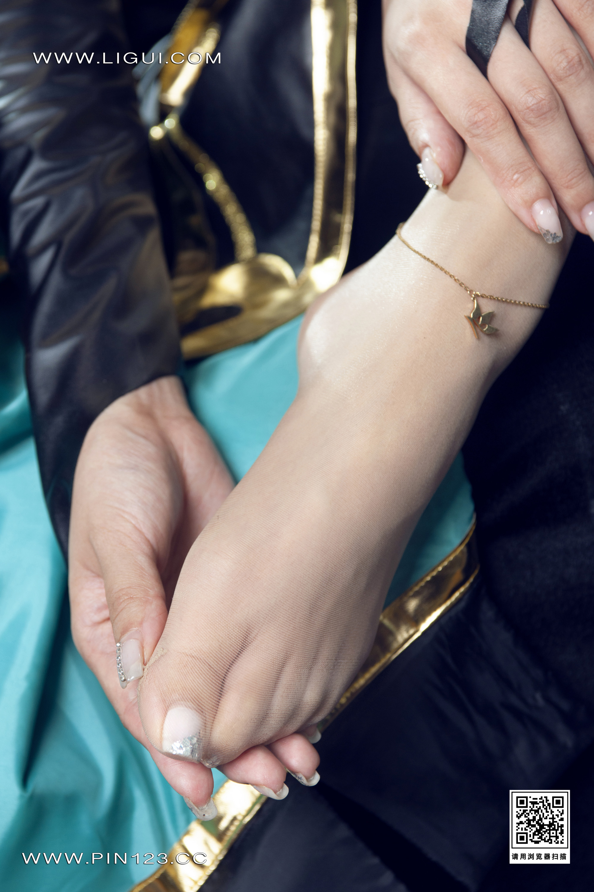 Chinese lady bondage 474