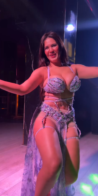 Sexy Hot Dancer