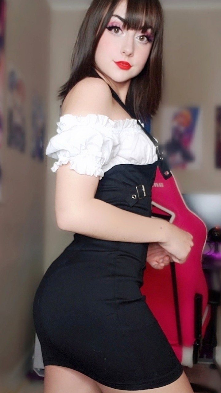 White Thick Booty 37