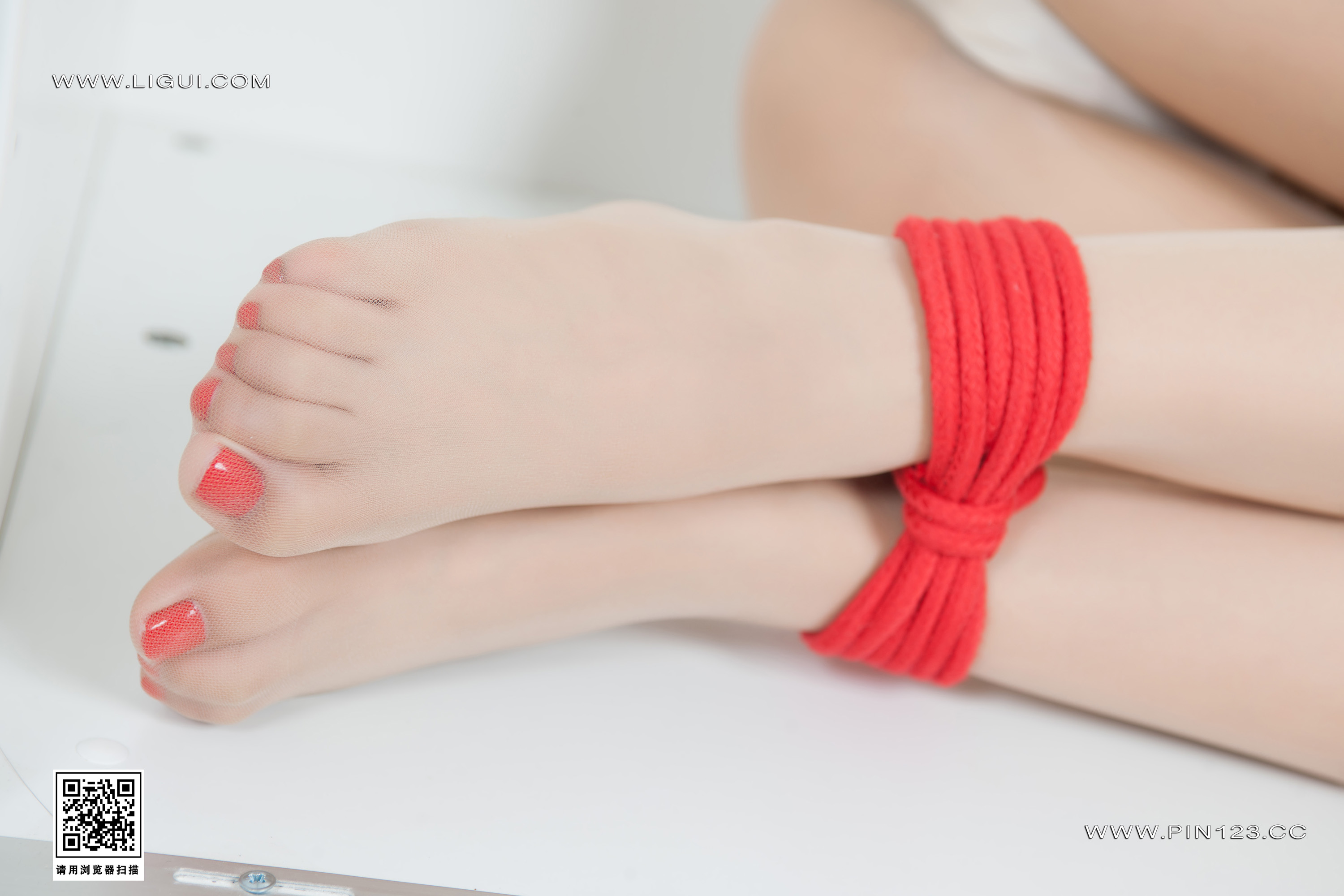 Chinese lady bondage 525