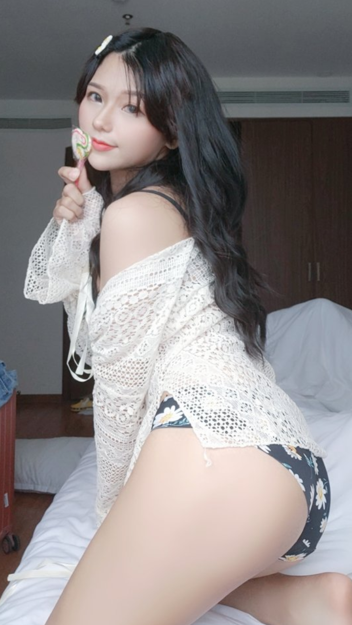 Asian Thick Booty 38